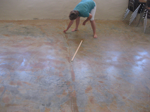 Laying the labyrinth down with chalk